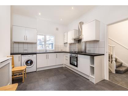 4 Bed Maisonette, Stockwell Road, SW9