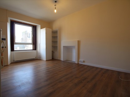 1 Bed Flat, Cardean Street, DD4