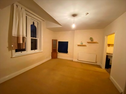 1 Bed Flat, Mount Royde, BD8