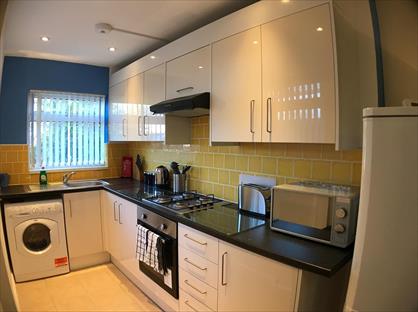 4 Bed Terraced House, Enfield Road, CV2