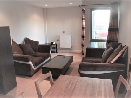 2 Bed Flat, Goldsmith Close, HA2