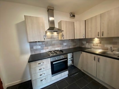 1 Bed Flat, Leymoor Road, HD7