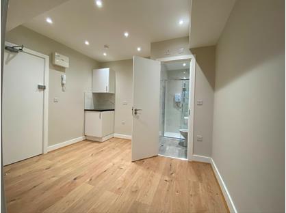 Room in a Shared House, Welton Road, SE18