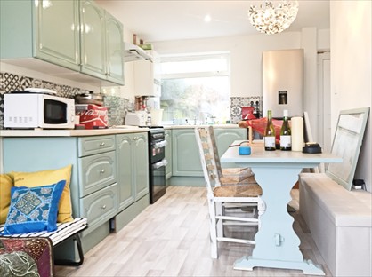 Room in a Shared House, Roman Way, B15