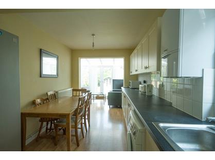 Room in a Shared House, Press Road, UB8