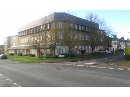 1 Bed Flat, Whitehill Road, CB5