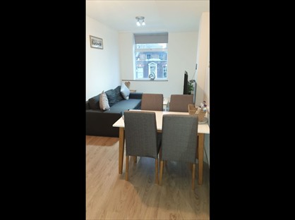2 Bed Flat, South Street, RM1
