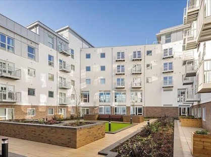 1 Bed Flat, Austen House, GU1