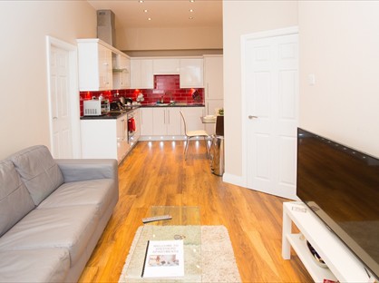 2 Bed Flat, Pontefract Lane, LS9