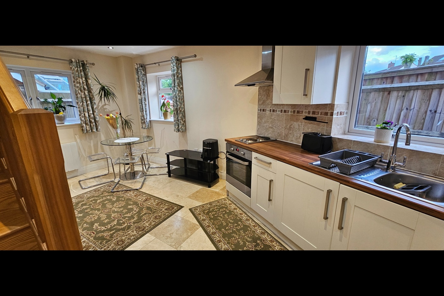 1 Bed Maisonette, Annex - Marley Close, OX2