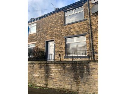 2 Bed Terraced House, Wade House Road, HX3