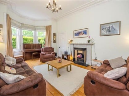 2 Bed Flat, Warrender Park Road, EH9