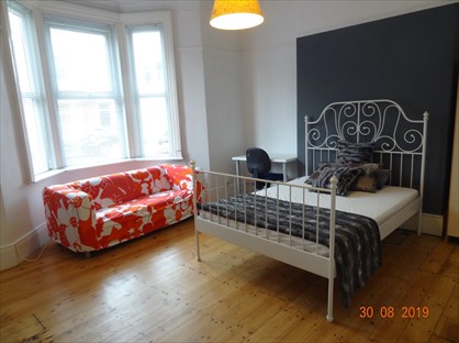 2 Bed Flat, Forsyth Road, NE2