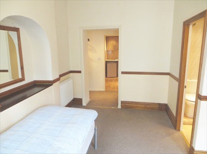 Studio Flat, Strawberry Dale, HG1