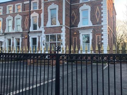 2 Bed Flat, Croxteth Road, L8