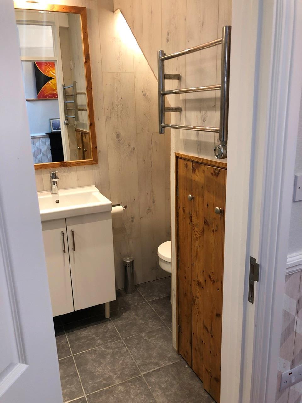 Kent - 1 Bed Flat, High Street, BR1 - To Rent Now for £1,600.00 p/m