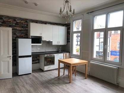 1 Bed Flat, High Street, BR1