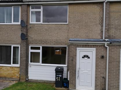2 Bed Terraced House, Park View, TA18