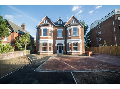 2 Bed Flat, Winn Road, SO17