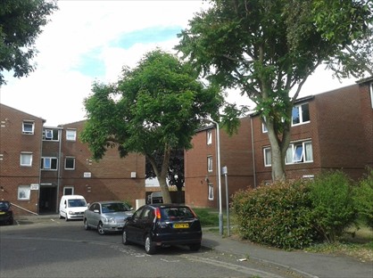 2 Bed Flat, Hilton Close, UB8