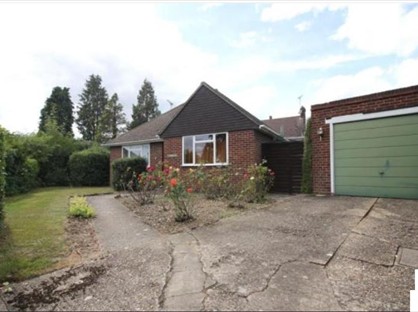 2 Bed Bungalow, Hilbury Road, RG6