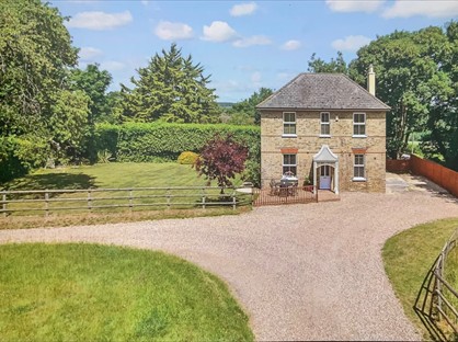 4 Bed Detached House, Cockering Road, CT4