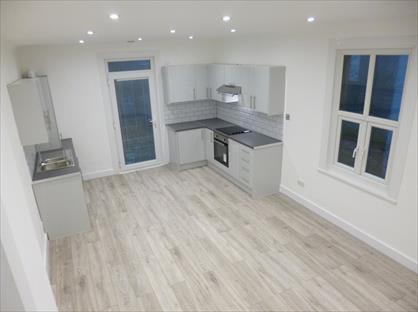 Studio Flat, Manor Road, SS0