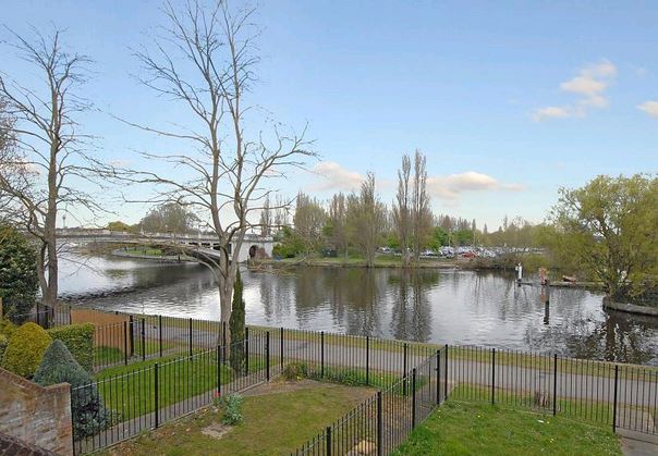 Additional image 9 of 1 Bed Flat, Kingfisher Place, RG1, N1 7GU