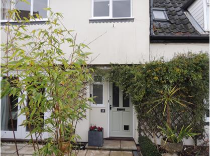 3 Bed Semi-Detached House, Glovers Yard, IP12