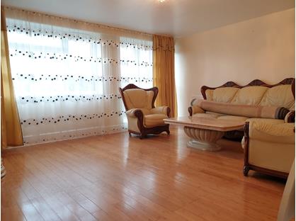 3 Bed Flat, Samuel Street, SE18