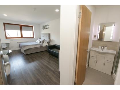 Studio Flat, Lower Bryan Street, ST1