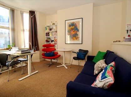 1 Bed Flat, Livingstone Road, BA2