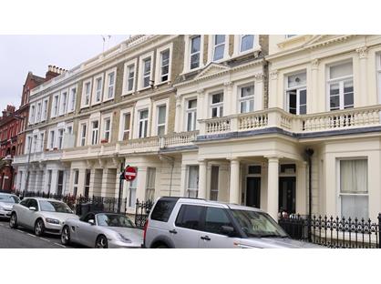1 Bed Flat, Barons Court, W14