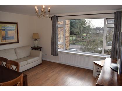 2 Bed Flat, Budebury Road, TW18