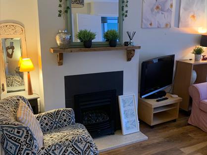 4 Bed Terraced House, St Stephens Close, CT2