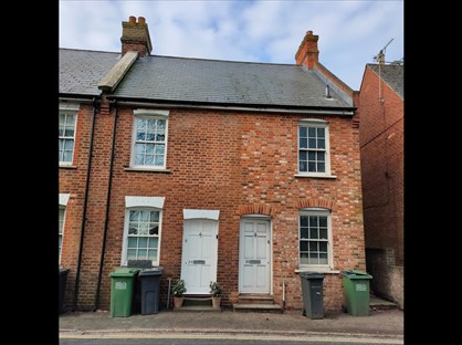 2 Bed End Terrace, Rye, TN31