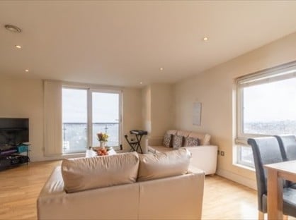1 Bed Flat, Raphael House, IG1