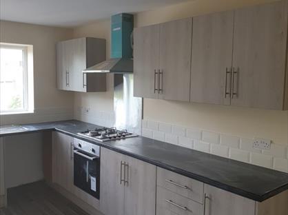 3 Bed Semi-Detached House, Caledonia Road, WF17