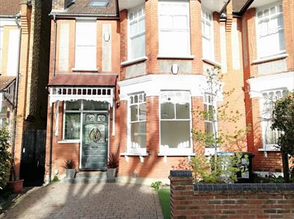 2 Bed Flat, Conway Road, N14