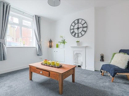 2 Bed Terraced House, Thorpe Road, LE13