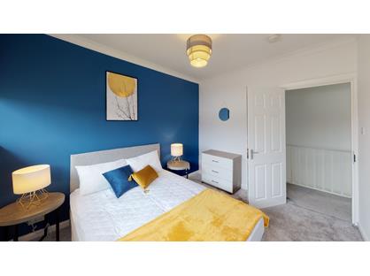 Room in a Shared House, Helston Road, LS10