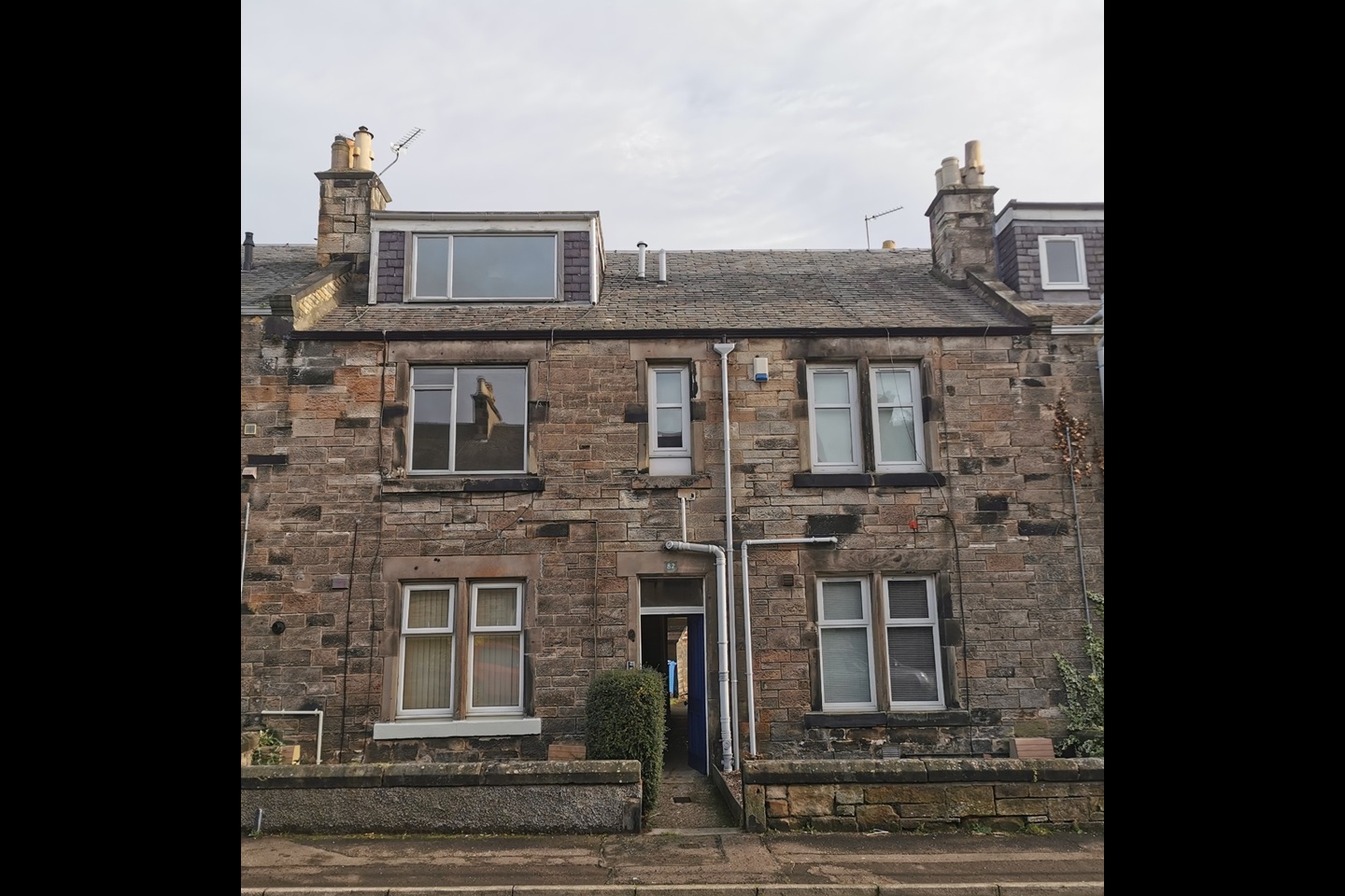 Kirkcaldy 2 Bed Flat, Balfour Street, KY2 To Rent Now for £695.00 p/m