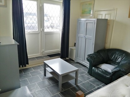 Room in a Shared House, Denby Dale Road, WF4