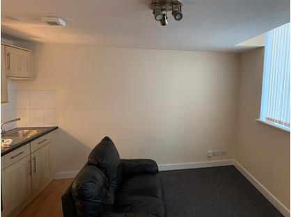 1 Bed Flat, Howgate House, WF13