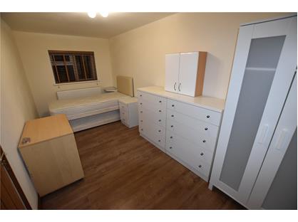 Room in a Shared House, Warbank Crescent, CR0