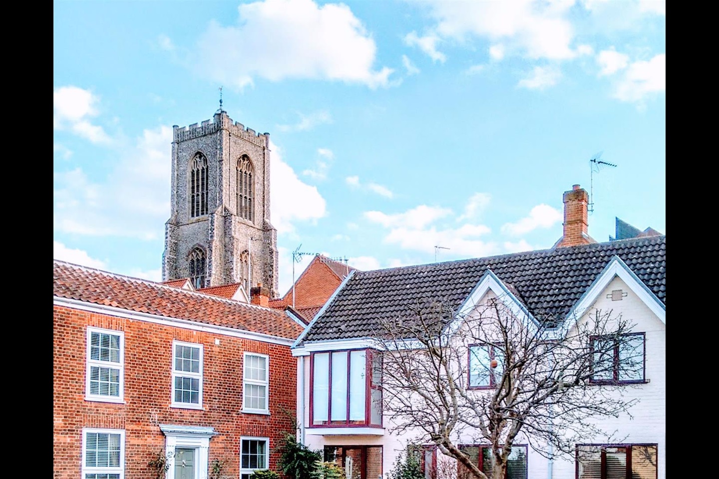 3 Bed Semi-Detached House, Damocles Court, NR2