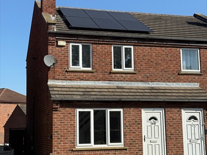 2 Bed Semi-Detached House, New Millgate, YO8