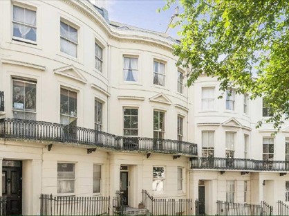 2 Bed Flat, Powis Square, BN1