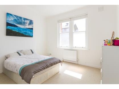 3 Bed Flat, Oakdale Road, SW16