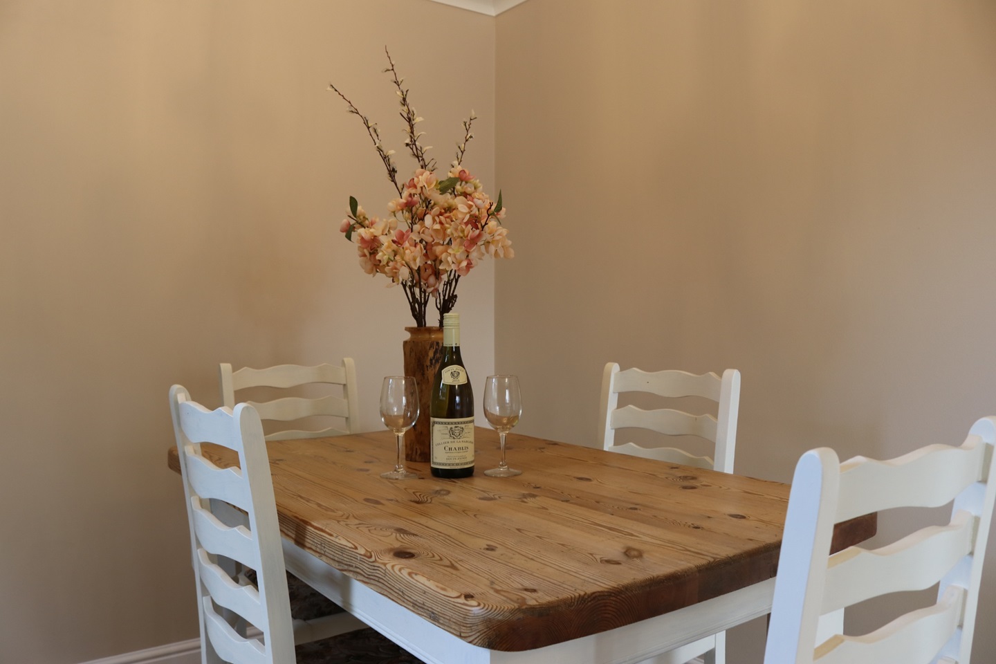 2 Bed Flat, Duckham Court, CV6 photo 5